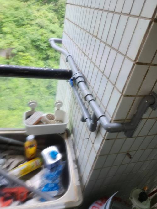 汐止配冷水管明管