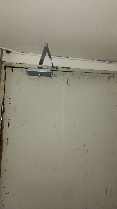 台北光復南路裝門弓器