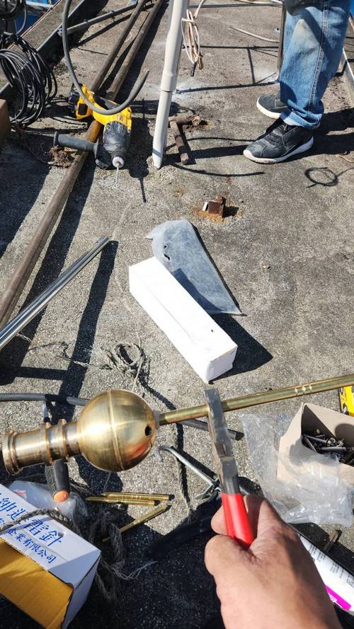 新生北做避雷針