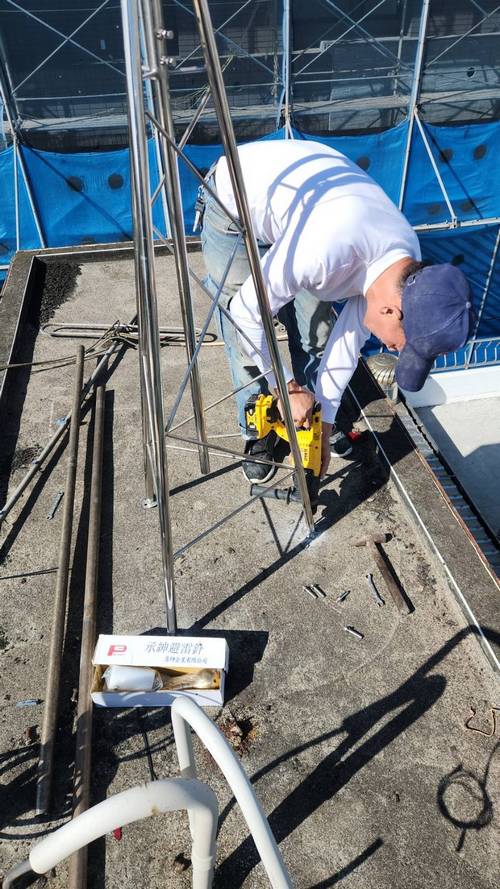 新生北做避雷針