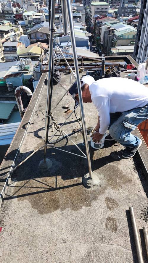 新生北做避雷針