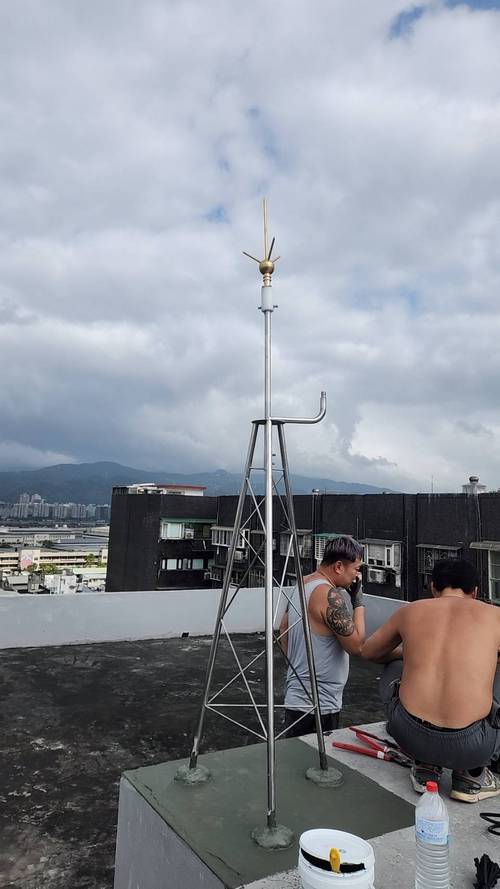 龍潭做避雷針