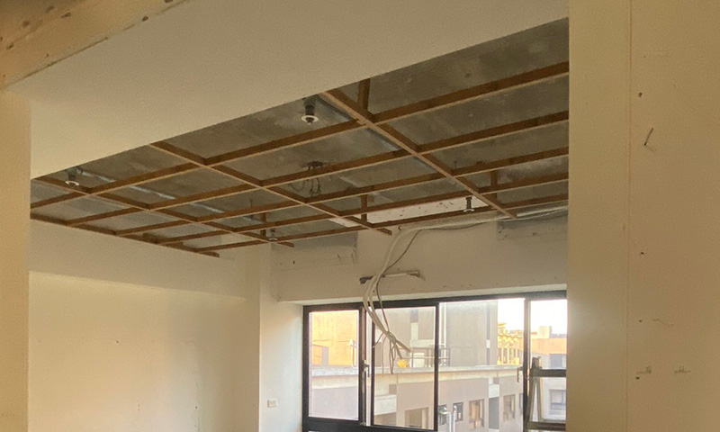 �x�_�Ǥ��q���t�u