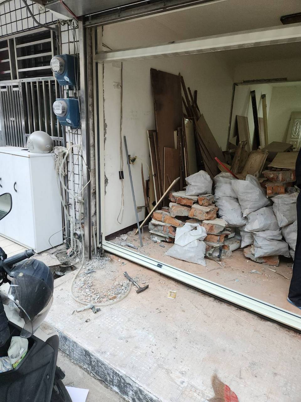 �_�����C