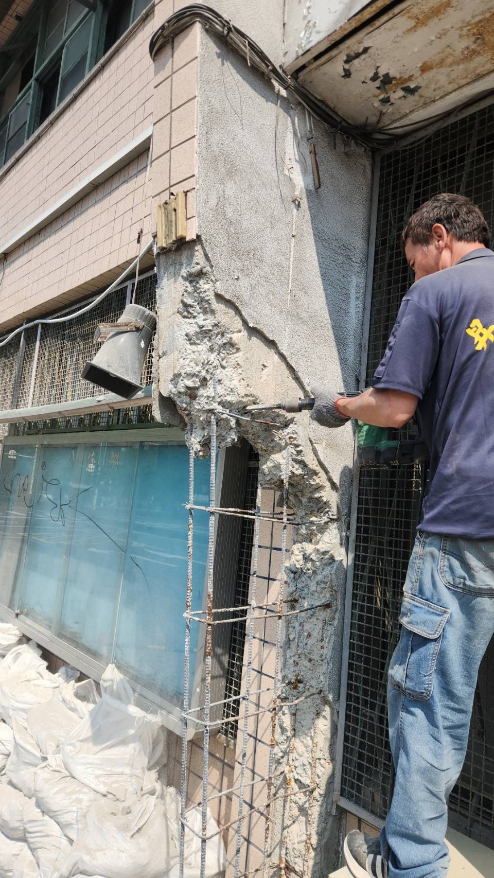 ���s�_���~��